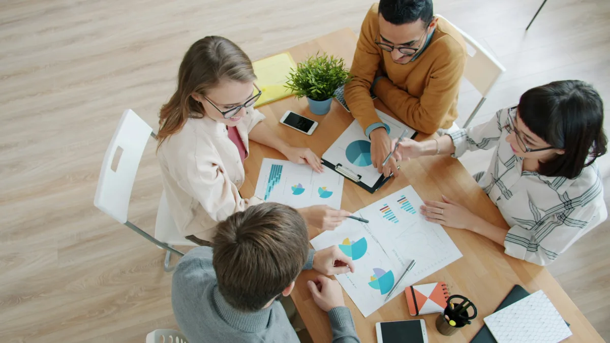 Chief Strategy Officer Training: Corporate Strategy, Competitive Advantage, and AI-Era Foresight